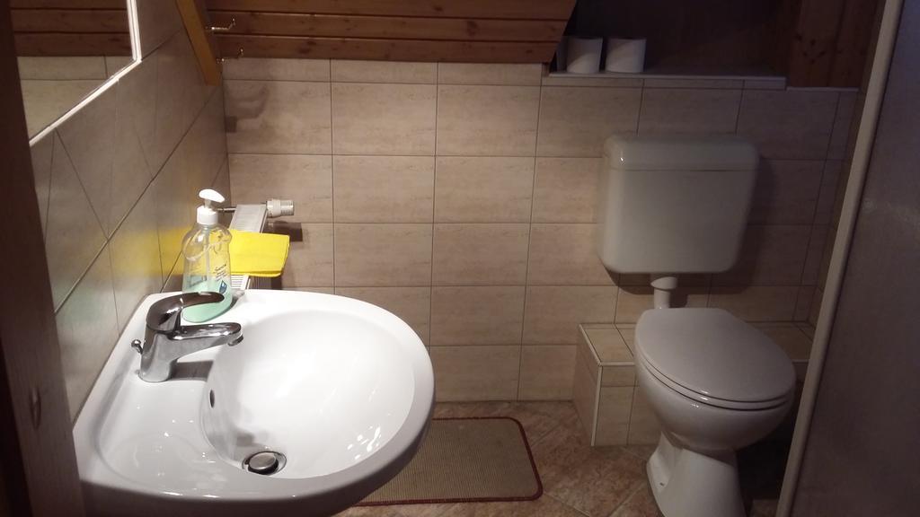 Keramiapark Guesthaus Hotell Budapest Eksteriør bilde