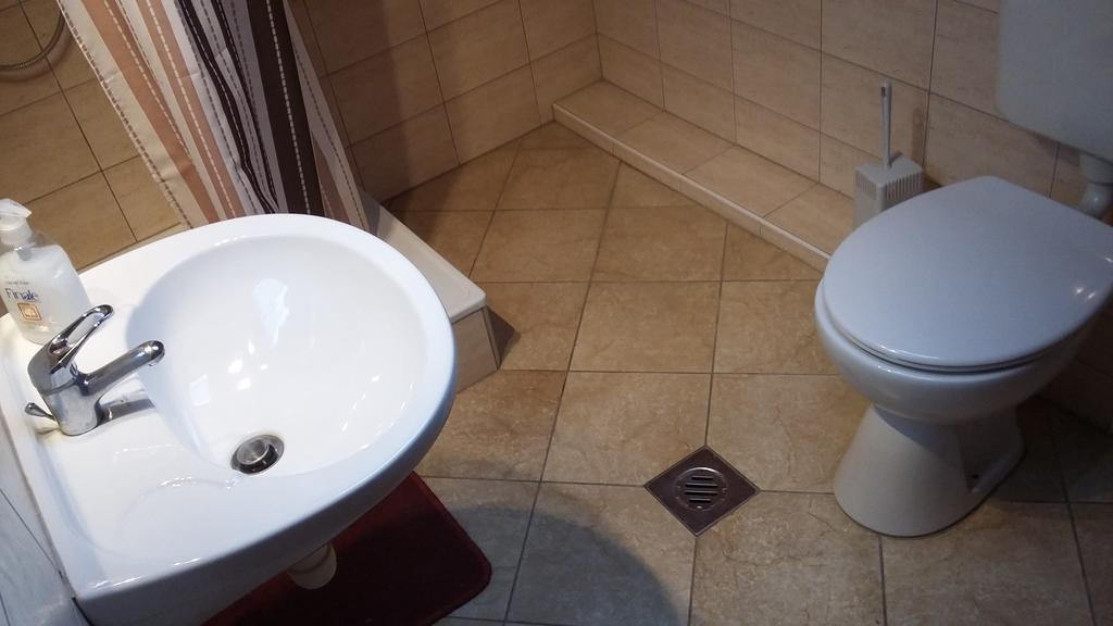 Keramiapark Guesthaus Hotell Budapest Eksteriør bilde